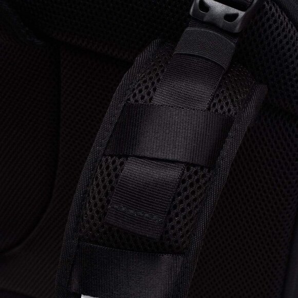 Cote & Ciel Isar Air Backpack - Black - Picture 7 of 9